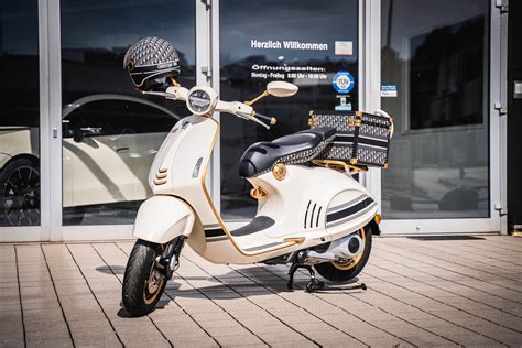 vespa christian dior prijs|dior vespa for sale.